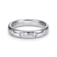 Vitoria - 14K White Gold Flush Set 7 Stone Diamond Anniversary Band