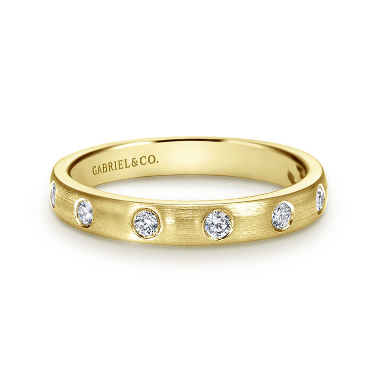 Straight Wedding Ring in 14k Yellow Gold with Round Natural Diamond at Gabriel & Co. - Shot 1
