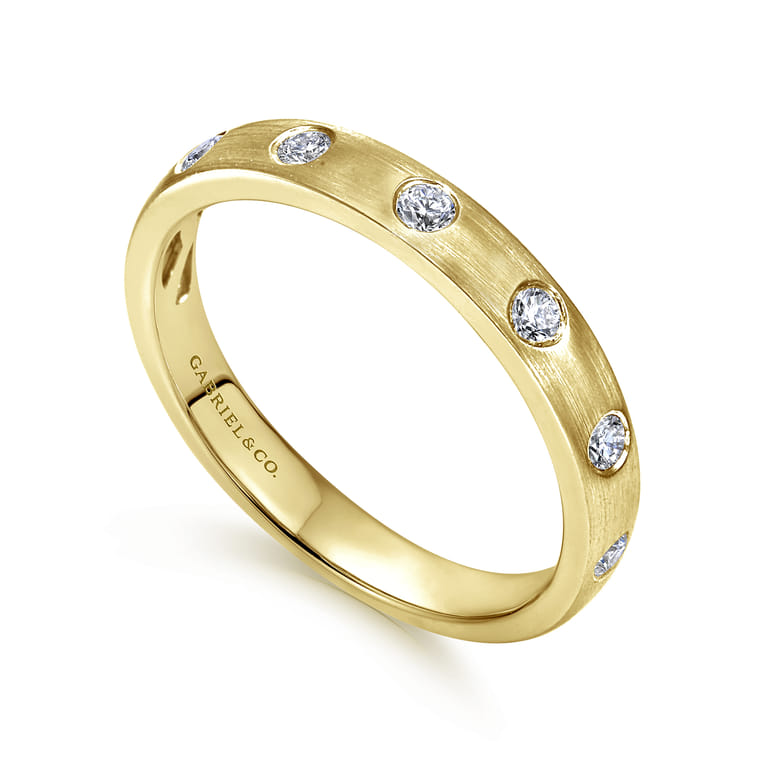 Straight Wedding Ring in 14k Yellow Gold with Round Natural Diamond at Gabriel & Co. - Shot 3