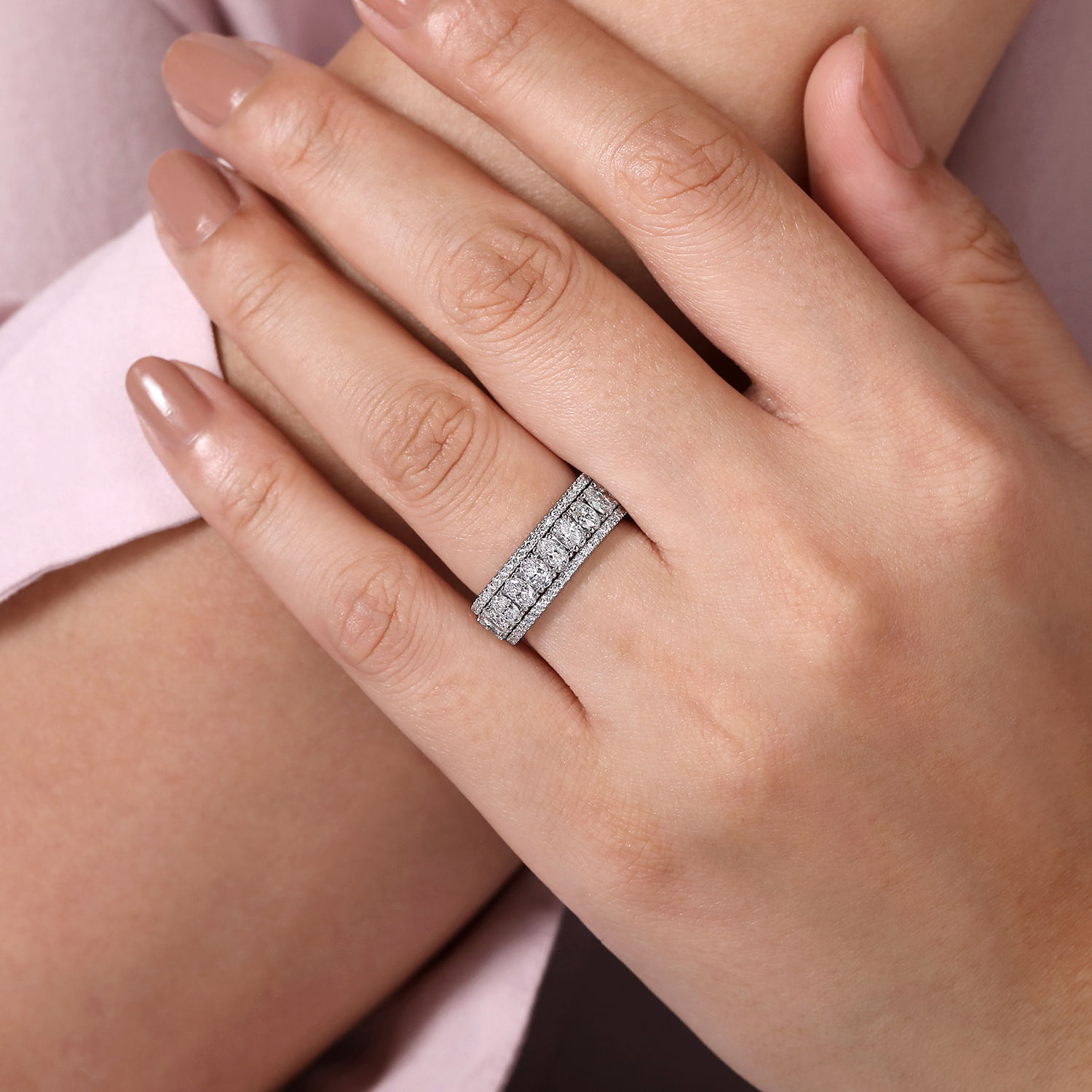 Wide 14K White Gold Oval and Round Diamond Anniversary Band