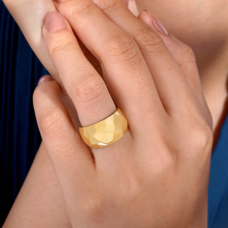 Wide 14K Yellow Gold Hammered Ring - Shot 4
