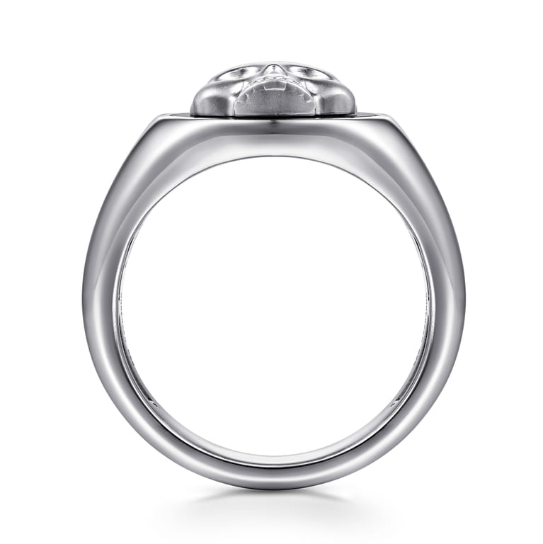 Wide 925 Sterling Silver Onyx Signet Ring with Skull - Shot 2