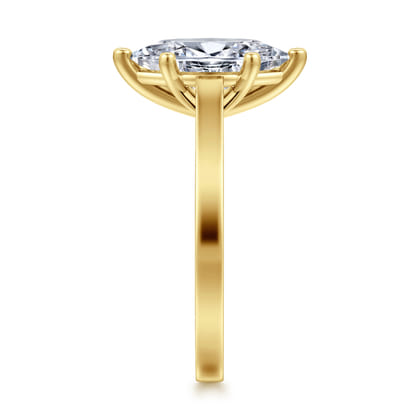 Zephyra - 14K Yellow Gold Marquise Shape Solitaire Diamond Engagement Ring
