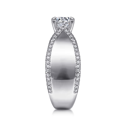 Zoella - 14K White Gold Round Diamond Engagement Ring