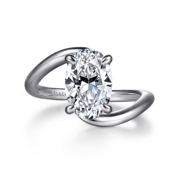 Engagement Ring Trends 2026 Oval engagement ring