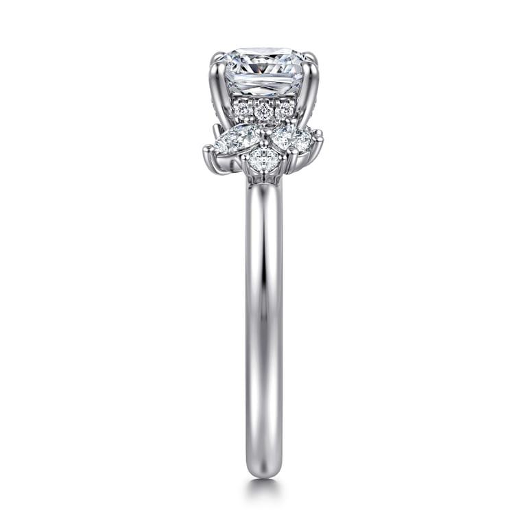 Caye - 14K White Gold Cushion Cut Diamond Engagement Ring - 0.7 ct - Shot 4