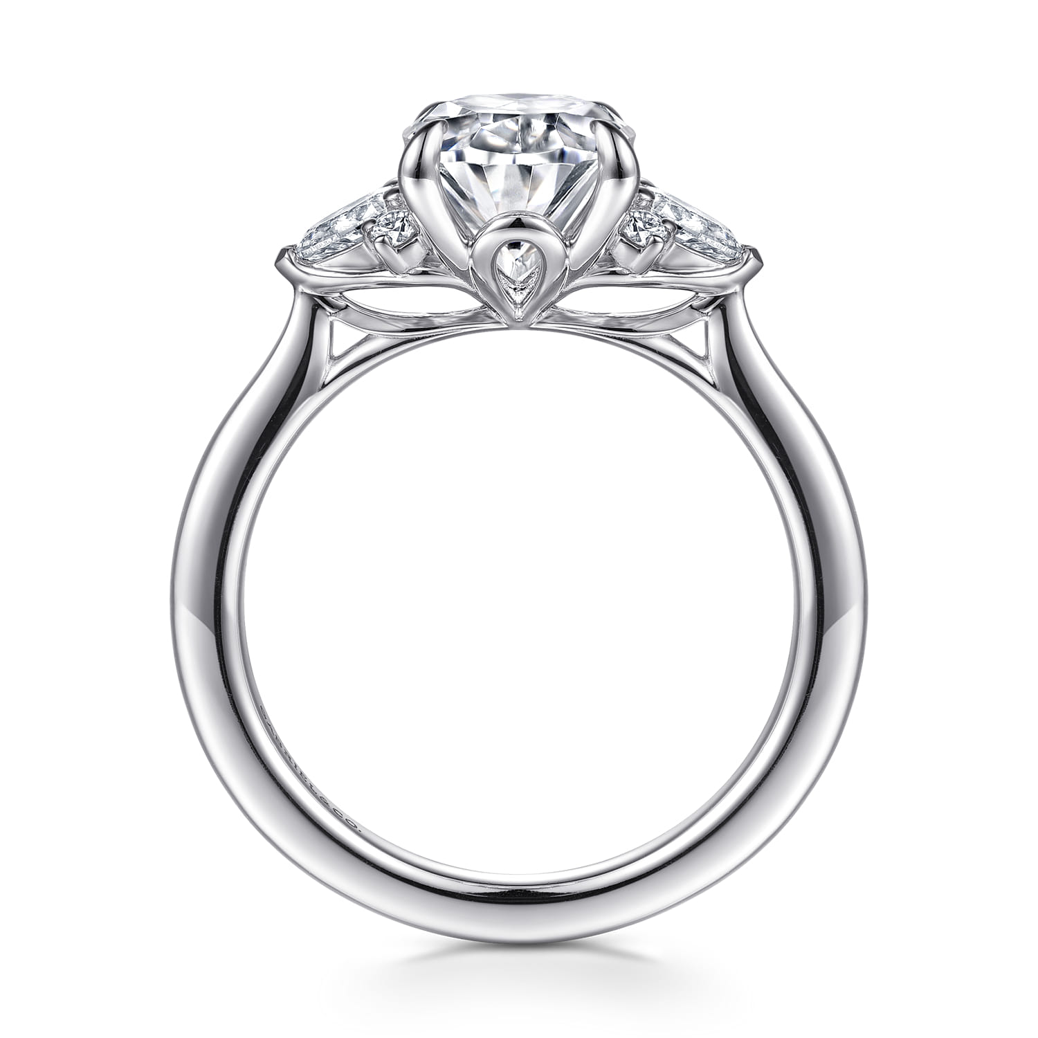 Boa - 14K White Gold Oval Three Stone Diamond Engagement Ring - 0.3 ct - Shot 2