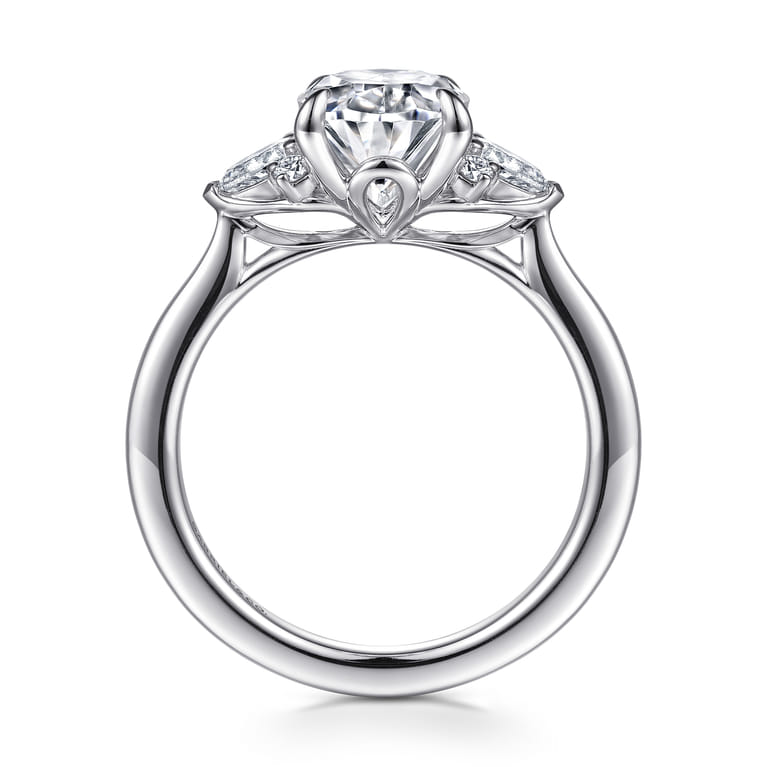 Boa - 14K White Gold Oval Three Stone Diamond Engagement Ring - 0.3 ct - Shot 2