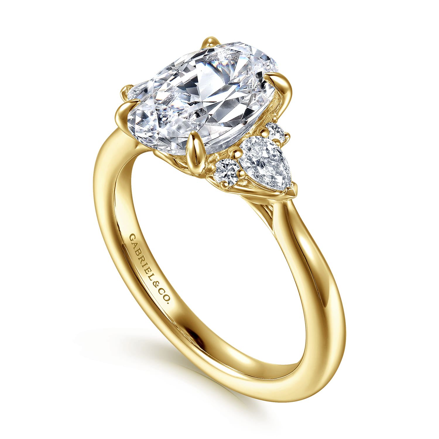 Boa - 14K Yellow Gold Oval Three Stone Diamond Engagement Ring - 0.3 ct - Shot 3