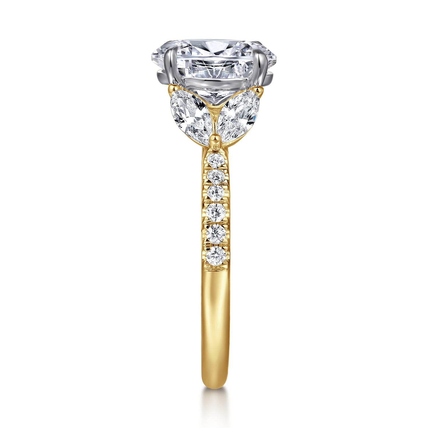 Estrelle - 14K Yellow Gold Oval Diamond Engagement Ring - 0.65 ct - Shot 5
