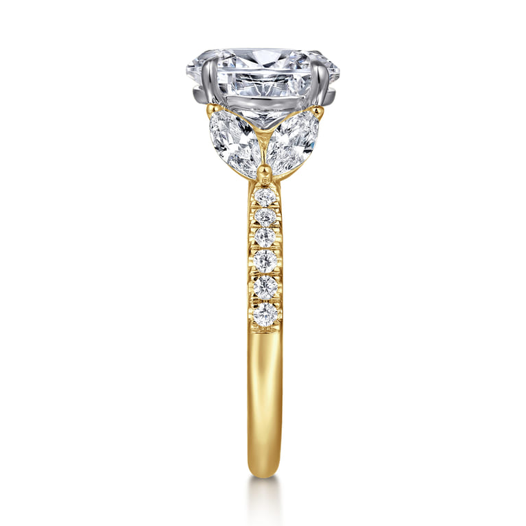 Estrelle - 14K Yellow Gold Oval Diamond Engagement Ring - 0.65 ct - Shot 5