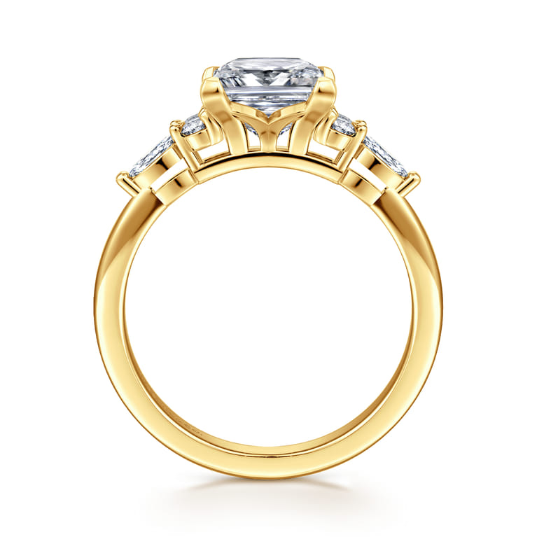 Avah - 18K Yellow Gold Princess Cut Diamond Cluster Engagement Ring - 0.28 ct - Shot 2
