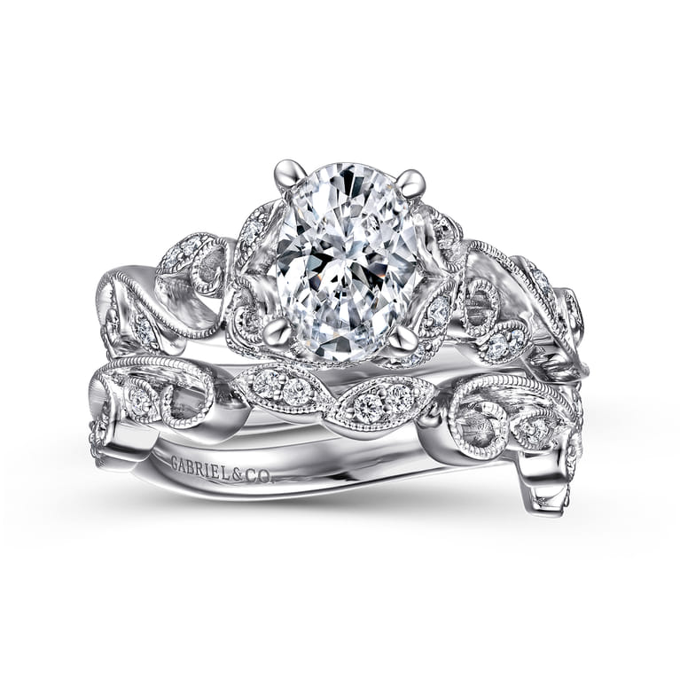Martedi - 14K White Gold Floral Oval Diamond Engagement Ring - 0.15 ct - Shot 4