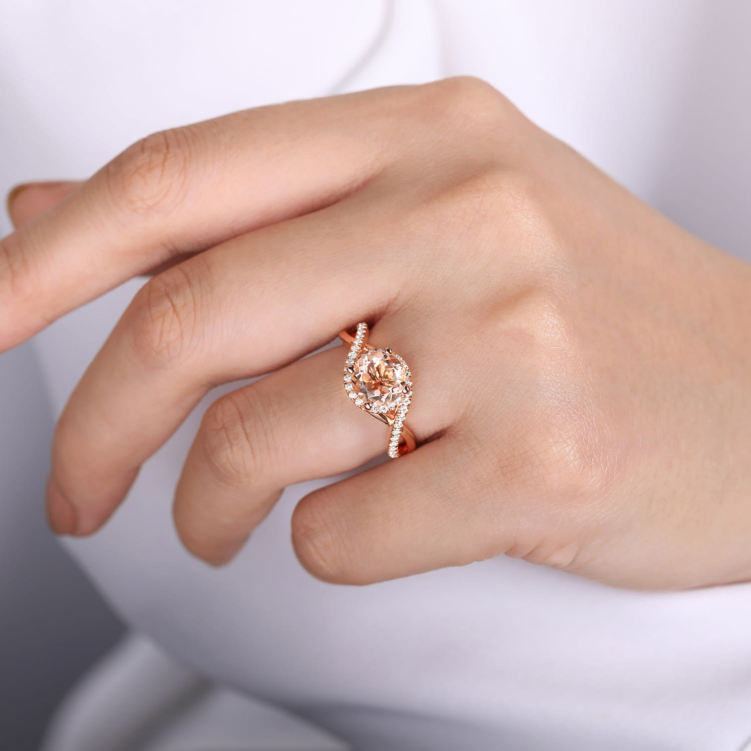 Courtney - 14K Rose Gold Round Morganite and Diamond Engagement Ring - 0.31 ct - Shot 6