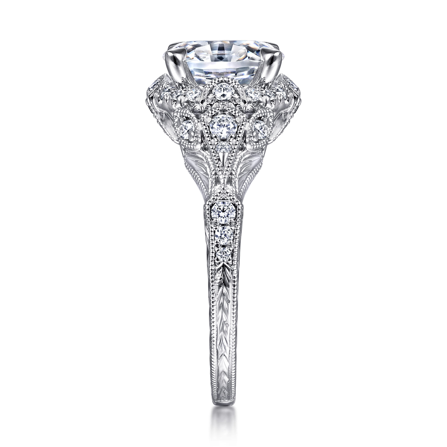 Annadale - Unique 14K White Gold Vintage Inspired Oval Halo Diamond Engagement Ring - 0.4 ct - Shot 5