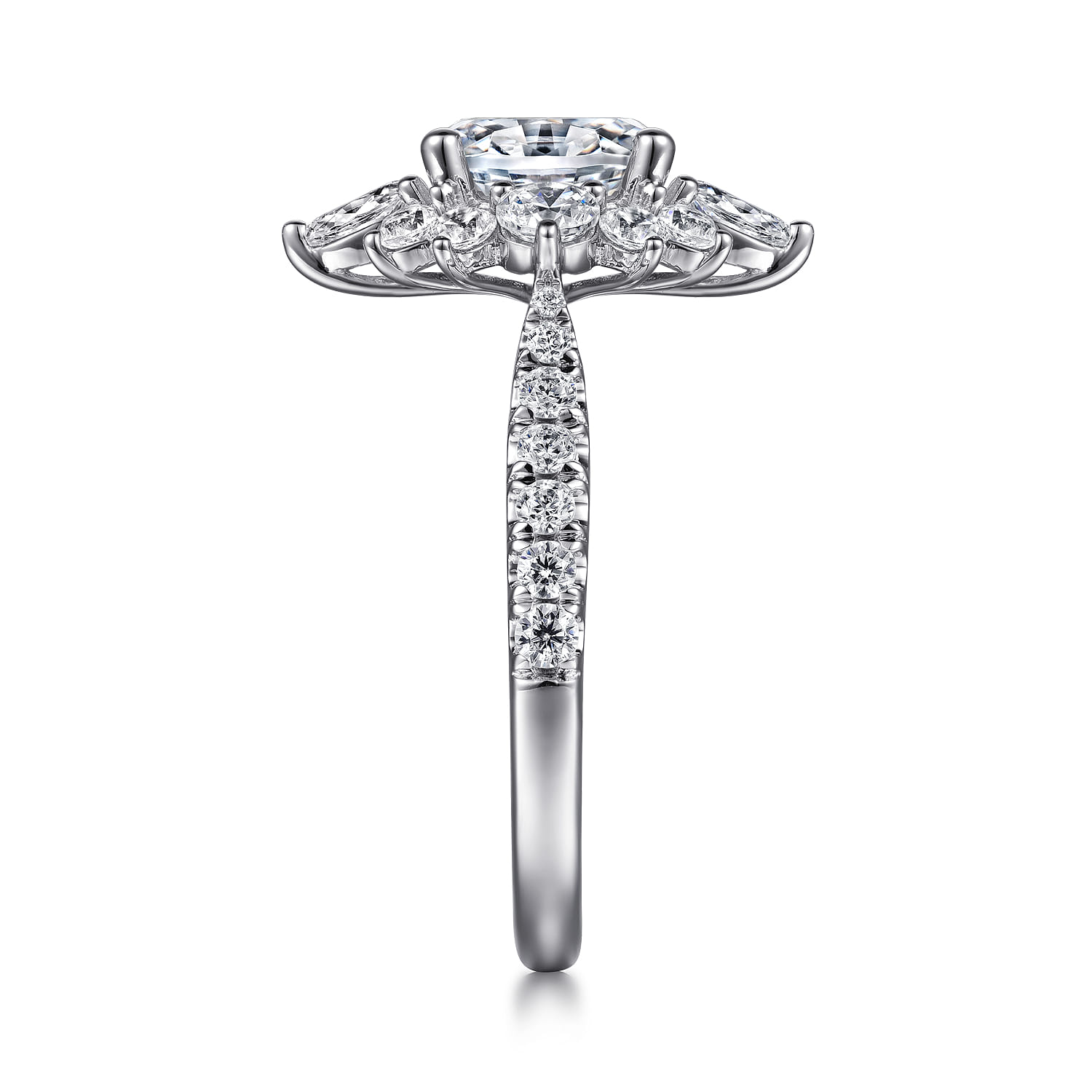 Astor - Unique 14K White Gold Oval Halo Diamond Engagement Ring - 1 ct - Shot 5