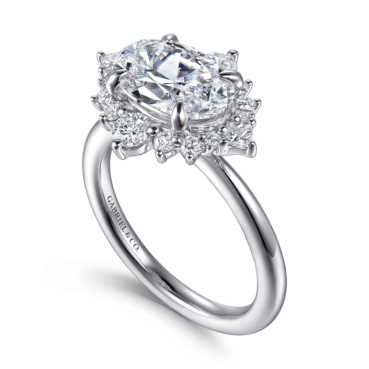 Fella - 14K White Gold Oval Halo Diamond Engagement Ring - 0.5 ct - Shot 3