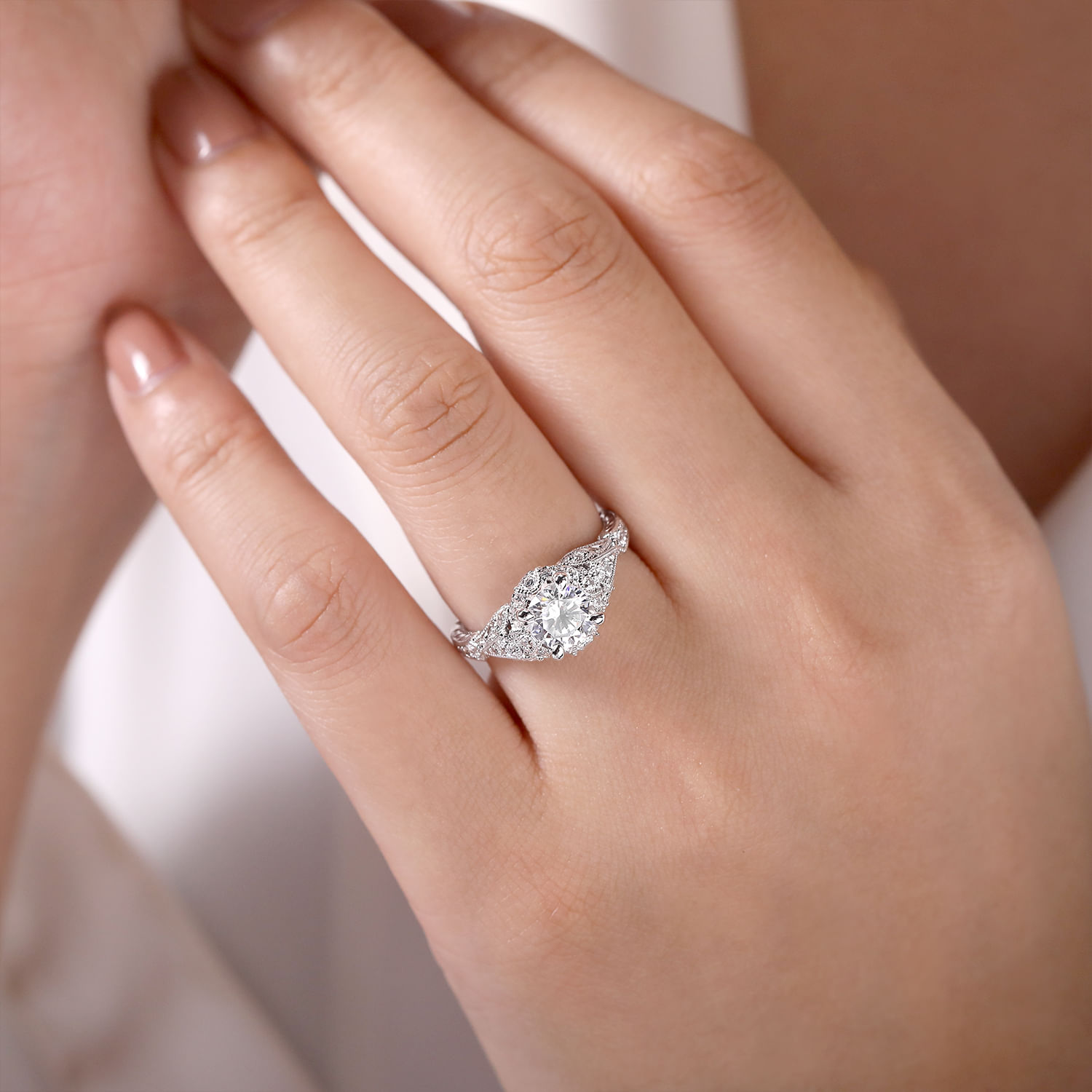 Annadale - Unique 14K White Gold Vintage Inspired Diamond Halo Engagement Ring - 0.4 ct - Shot 6
