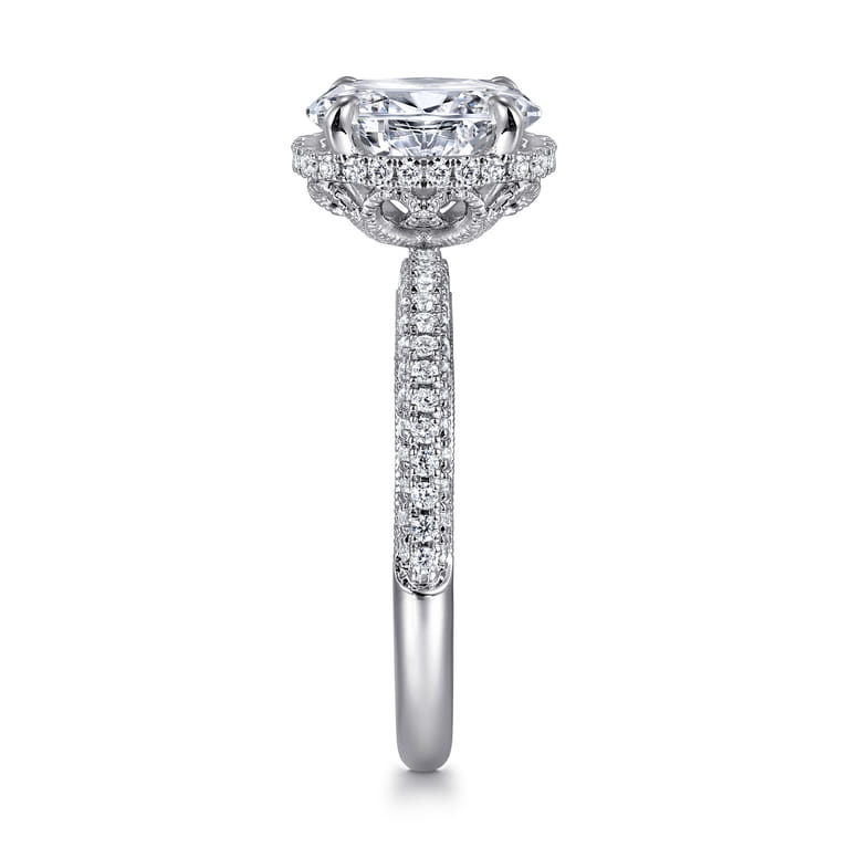Caly - 14K White Gold Oval Halo Diamond Engagement Ring - 0.5 ct - Shot 5