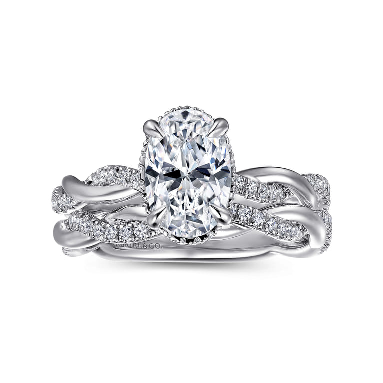 Ama - 14K White Gold Oval Halo Diamond Engagement Ring - 0.25 ct - Shot 4