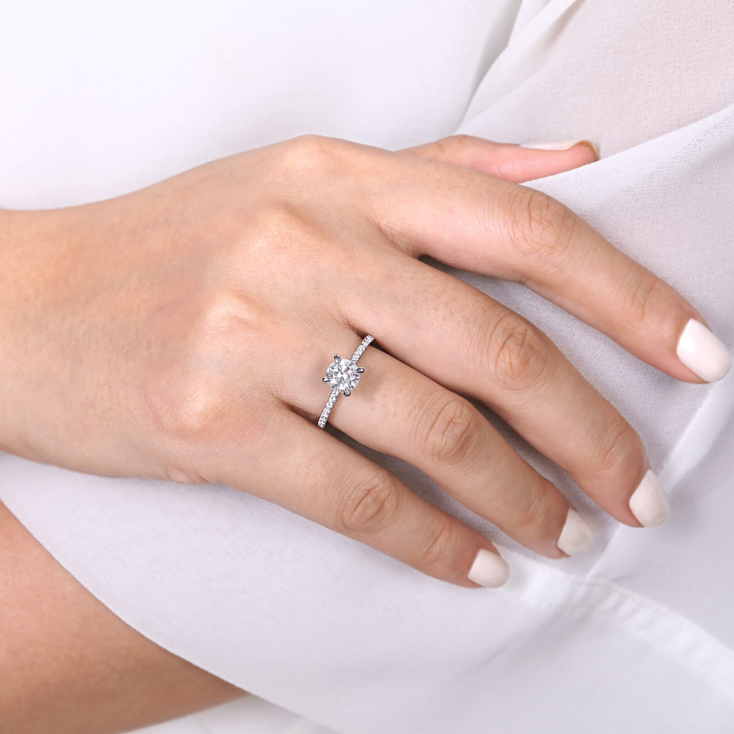 Noa - 14K White Gold Round Diamond Engagement Ring - 0.42 ct - Shot 6