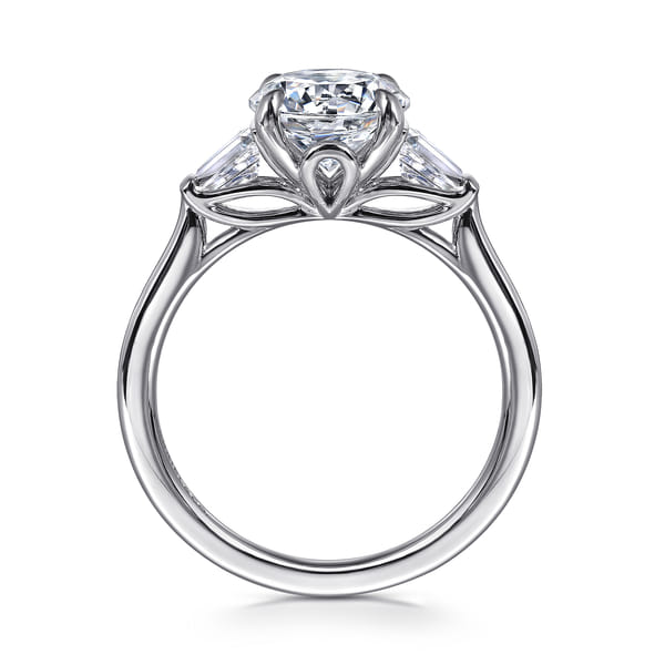 oval vs. round cut engagement ring Round-Cut Engagement Ring
