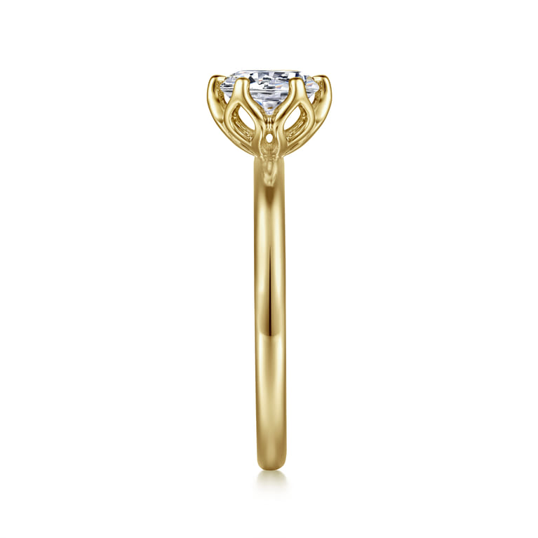 Kamera - 14K Yellow Gold Round Solitaire Engagement Ring - Shot 5