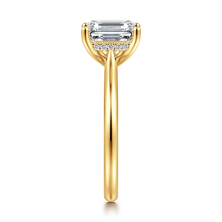 Azucena - 18K Yellow Gold Emerald Cut Solitaire Diamond Engagement Ring - 0.06 ct - Shot 4