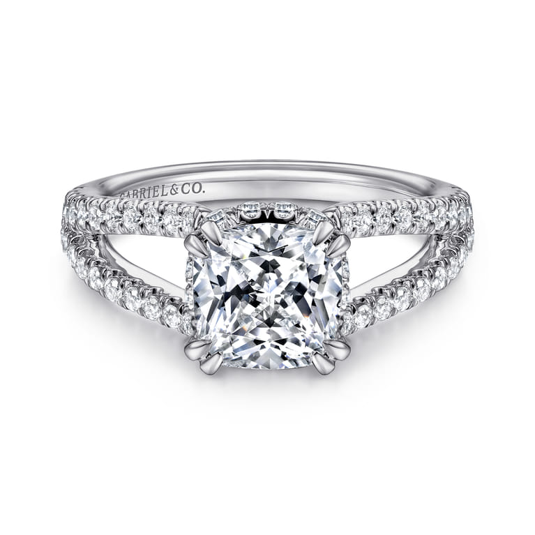 Dominga - 14K White Gold Diamond Engagement Ring - 0.68 ct - Shot 1