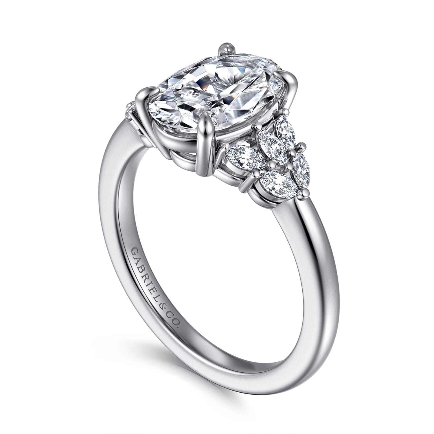 Cami - 14K White Gold Oval Diamond Engagement Ring - 0.3 ct - Shot 3