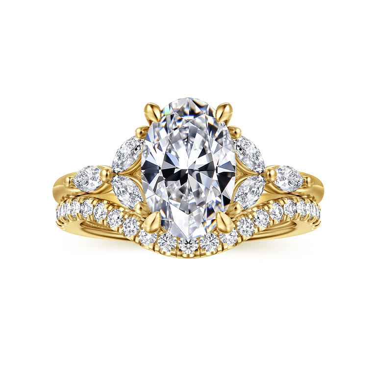 Adella - 14K Yellow Gold Oval Diamond Engagement Ring - 0.4 ct - Shot 4