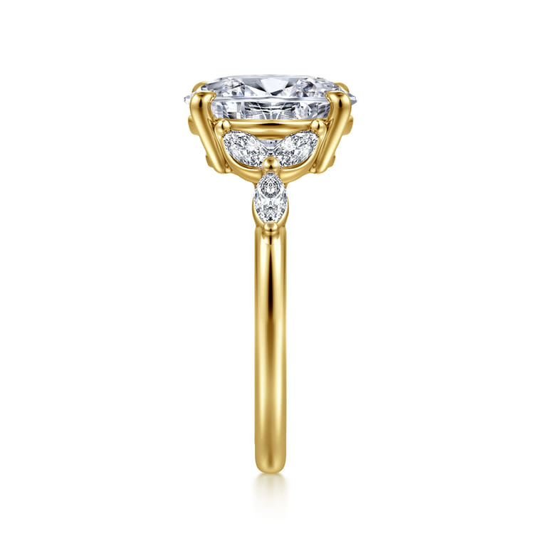 Adella - 14K Yellow Gold Oval Diamond Engagement Ring - 0.4 ct - Shot 5