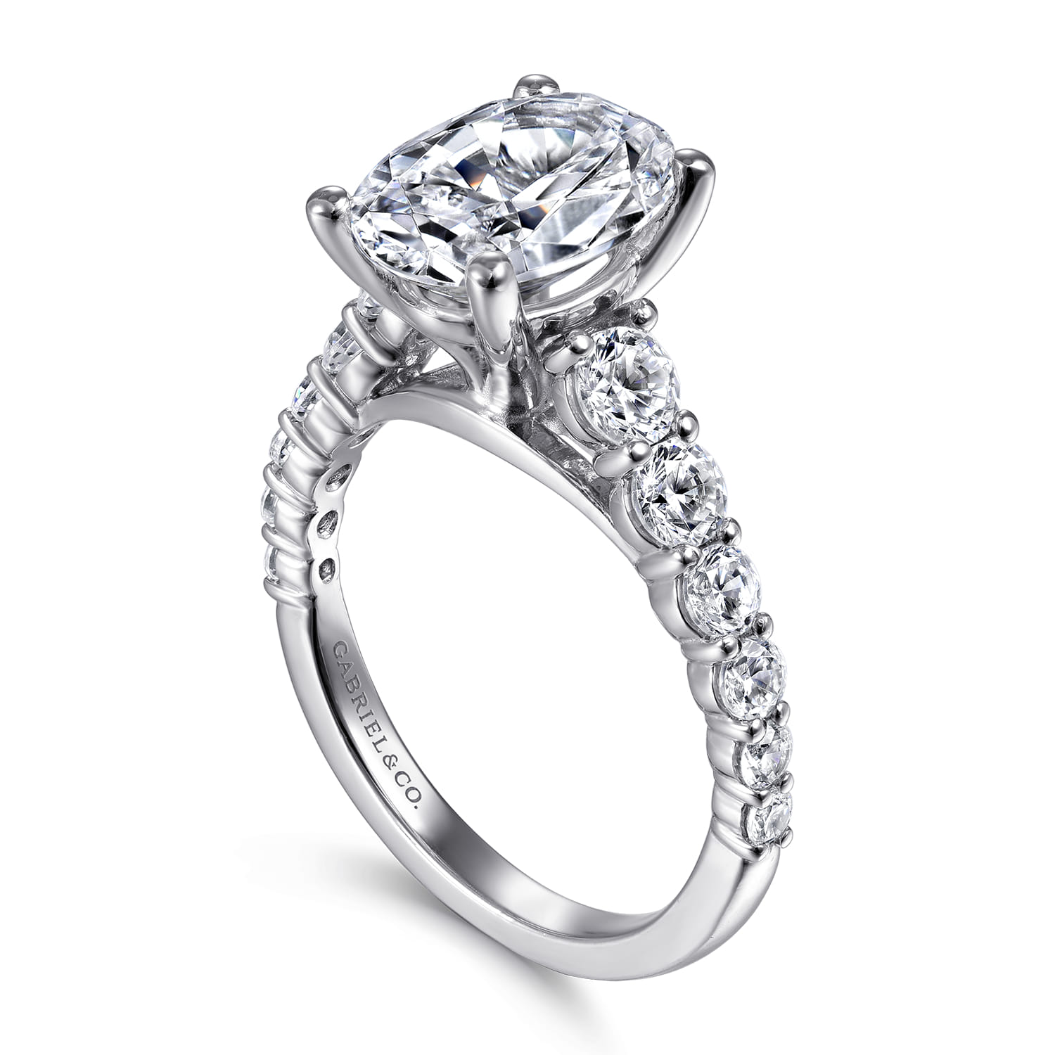 Taylor - 14K White Gold Oval Diamond Engagement Ring - 0.95 ct - Shot 3