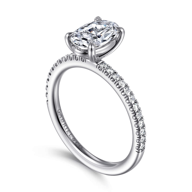 Evelyn - 14K White Gold Oval Diamond Engagement Ring - 0.18 ct - Shot 3