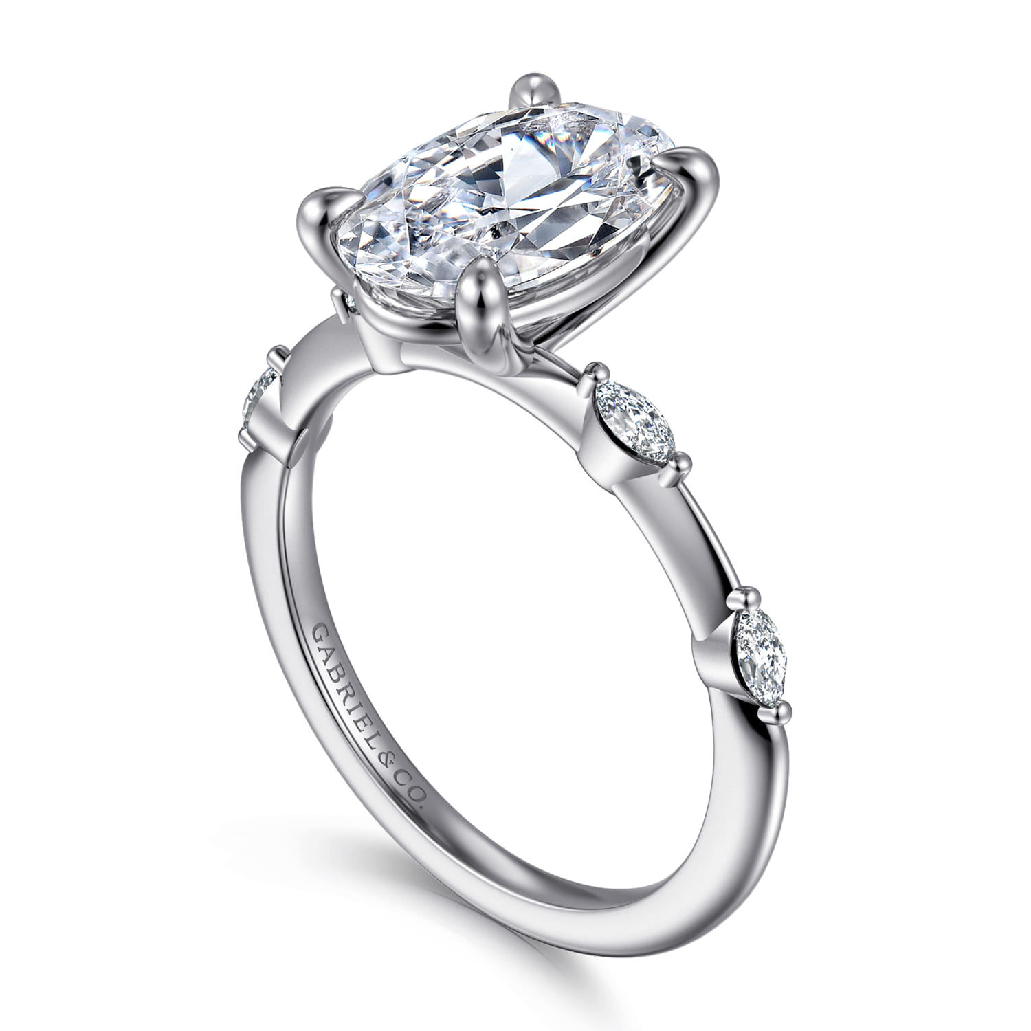 Marline - 14K White Gold Oval Diamond Engagement Ring - 0.17 ct - Shot 3