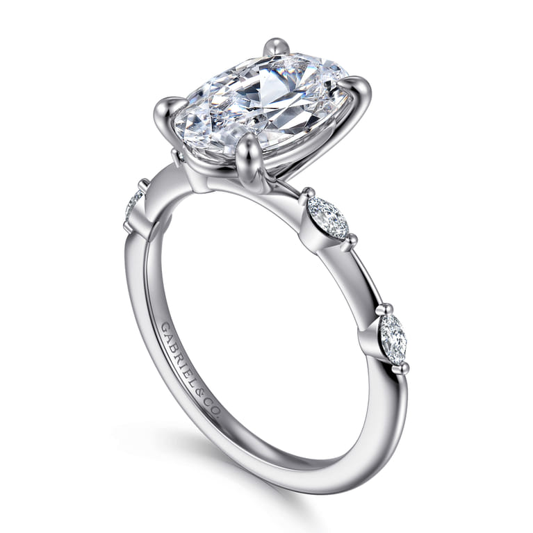 Marline - 14K White Gold Oval Diamond Engagement Ring - 0.17 ct - Shot 3
