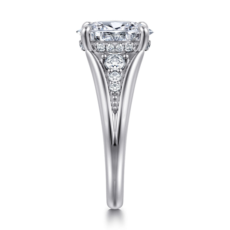 Bruno - 14K White Gold Oval Diamond Engagement Ring - 0.3 ct - Shot 4