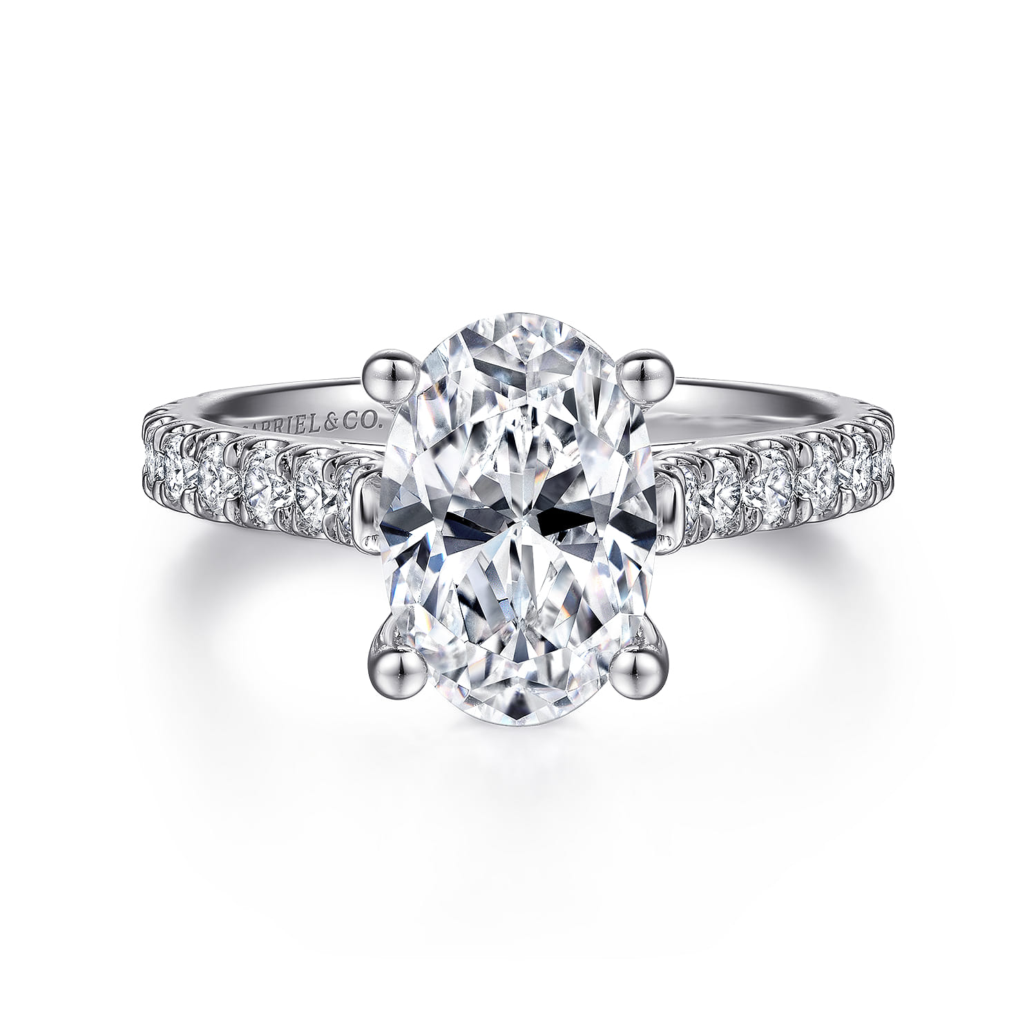 Luciole - 14K White Gold Oval Diamond Engagement Ring - 0.58 ct - Shot 1