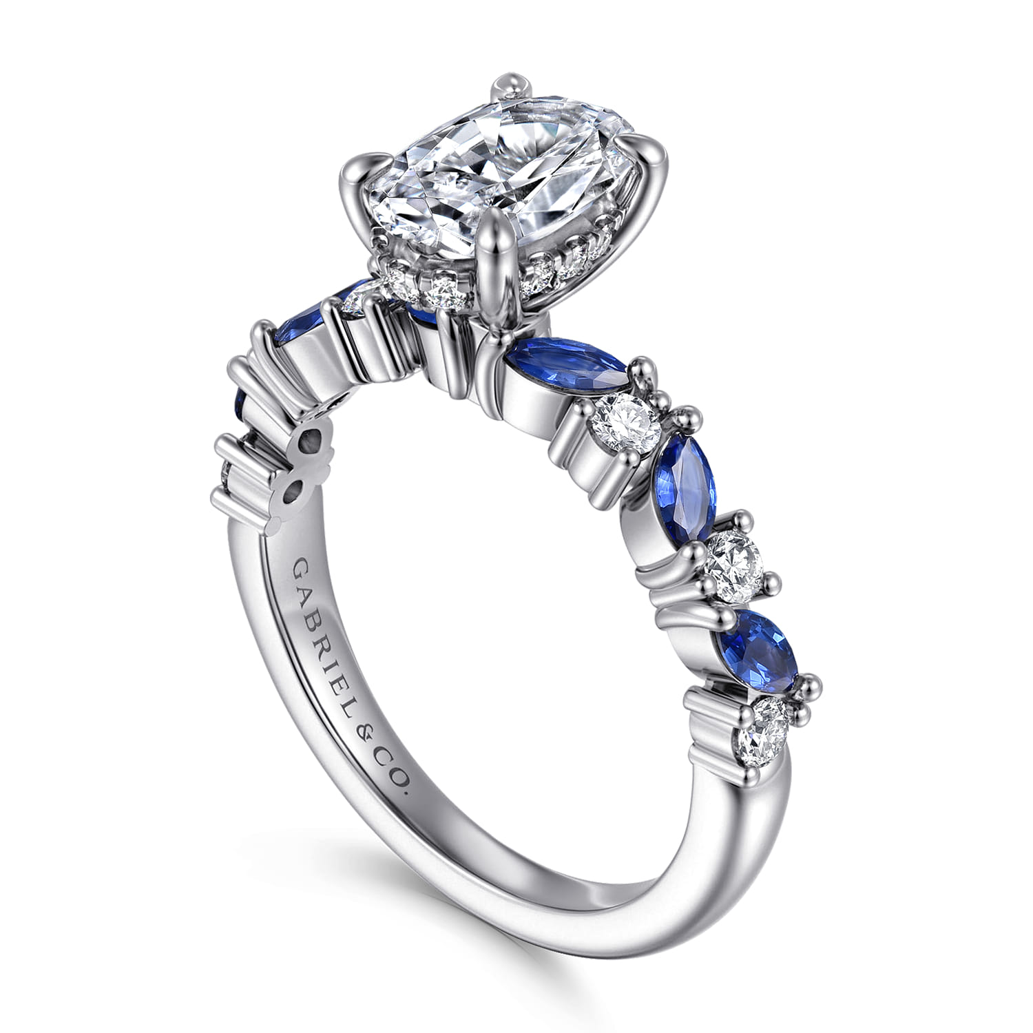 Damiana - 14K White Gold Oval Sapphire and Diamond Engagement Ring - 0.3 ct - Shot 3