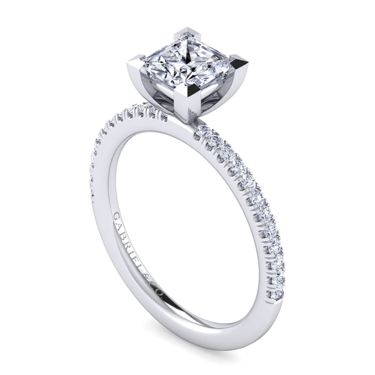 Evelyn - 14K White Gold Princess Cut Diamond Engagement Ring - 0.18 ct - Shot 3