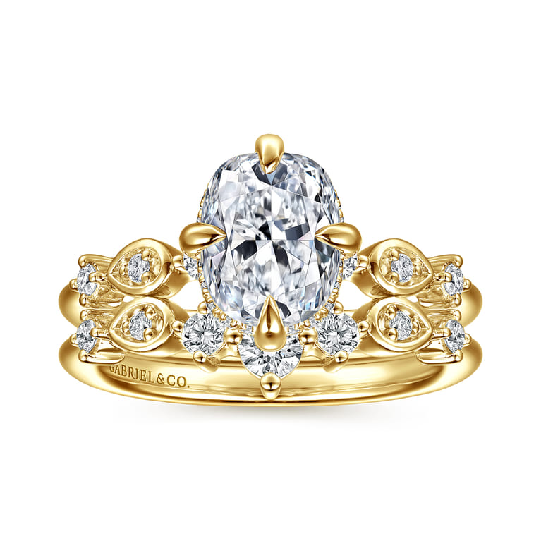 Clyde - 14K Yellow Gold Compass Prong Elongated Cushion Diamond Engagement Ring - 0.22 ct - Shot 4