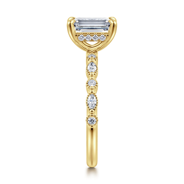 Lanna - 14K Yellow Gold Emerald Cut Diamond Engagement Ring - 0.3 ct - Shot 4