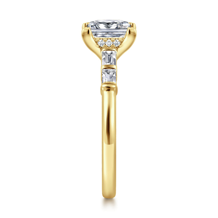 Eva - 14K Yellow Gold Princess Cut Diamond Engagement Ring - 0.3 ct - Shot 4