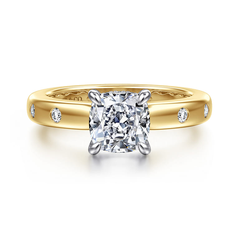 Cabata - 14K White-Yellow Gold Cushion Cut Diamond Engagement Ring - 0.2 ct - Shot 1
