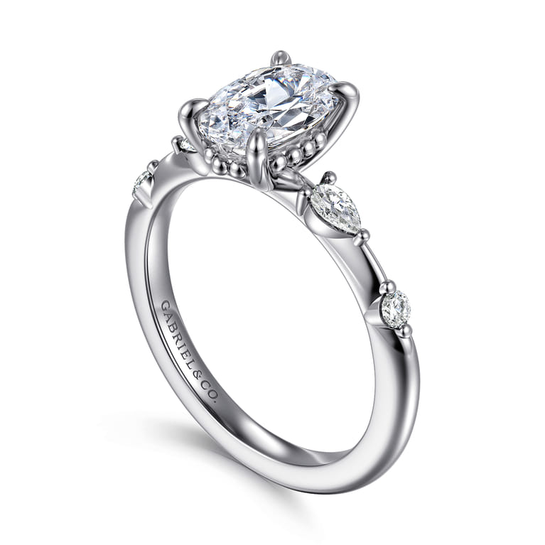Carinna - 18K White Gold Oval Diamond Engagement Ring - 0.23 ct - Shot 3