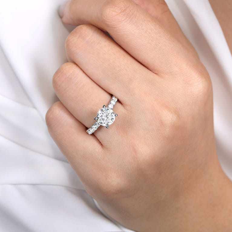 Ulani - Platinum Round Diamond Engagement Ring - 0.96 ct - Shot 6