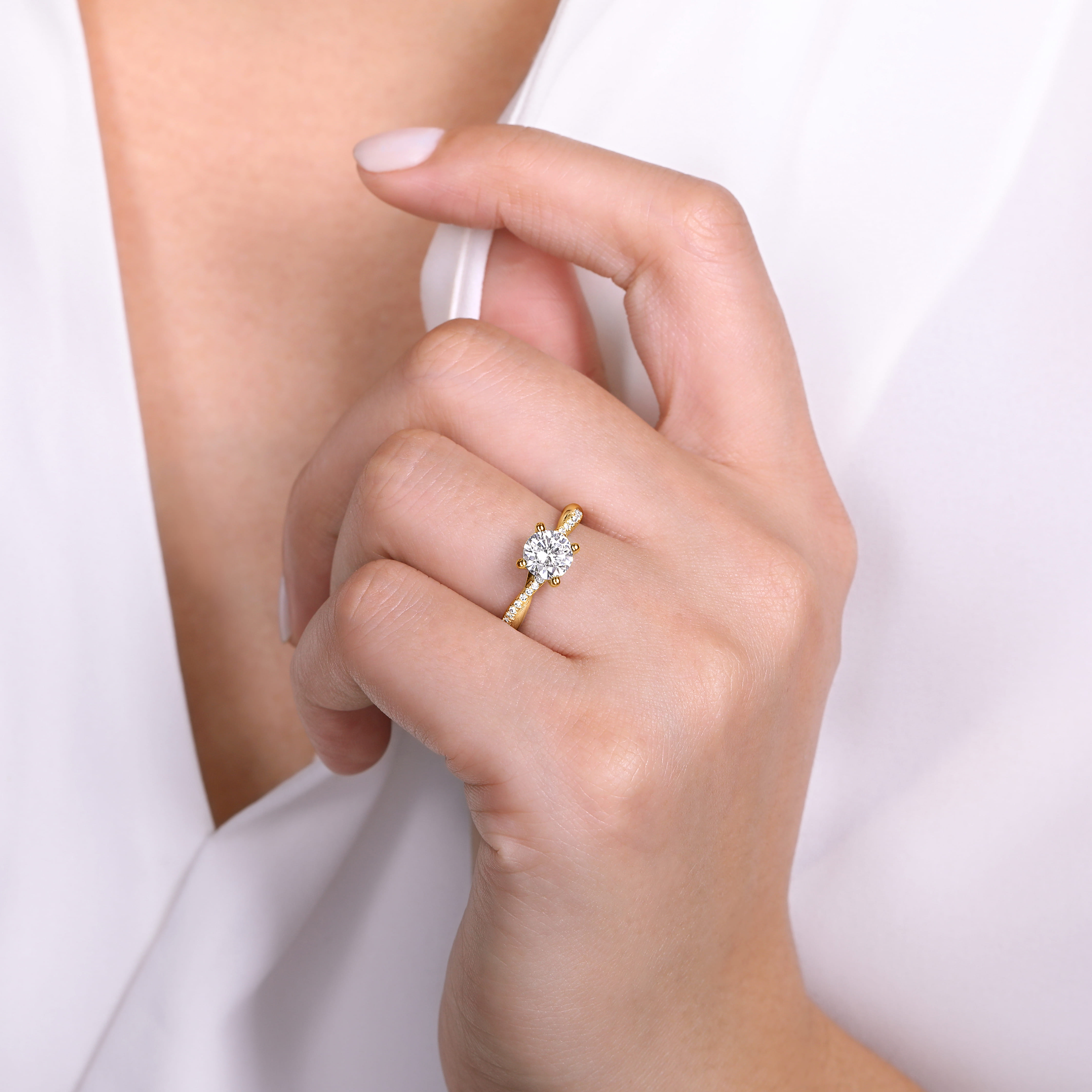 Campana - 14K Yellow Gold Twisted Round Diamond Engagement Ring - 0.14 ct - Shot 6
