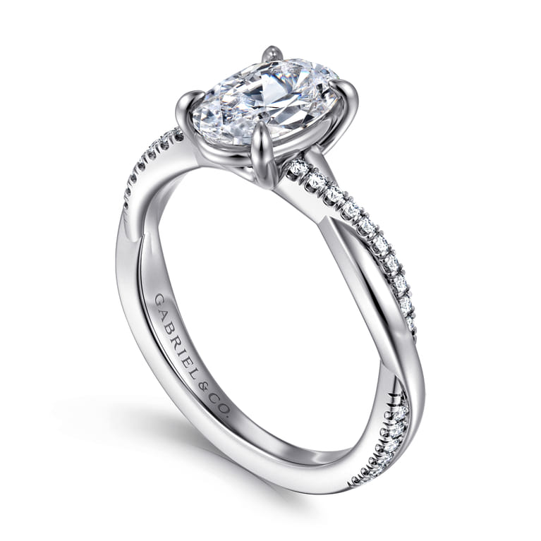 18K Yellow Gold Oval Twisted Diamond Engagement Ring - 0.16 ct - Shot 3