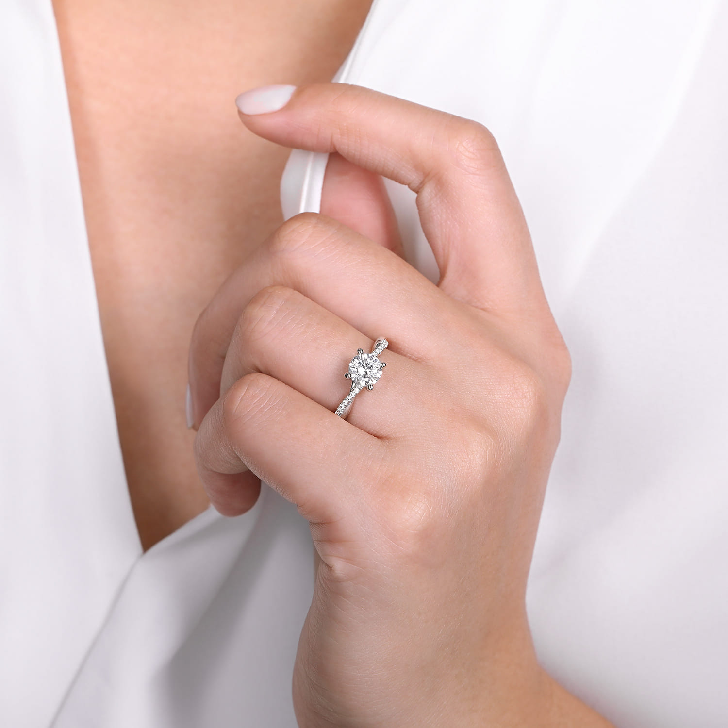 Campana - Platinum Round Diamond Engagement Ring - 0.14 ct - Shot 6