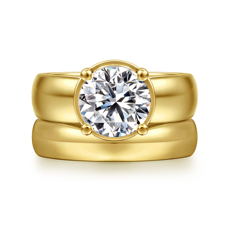 Elza - 14K Yellow Gold Bezel Prong Wide Band Round Diamond Engagement Ring - 0.12 ct - Shot 4